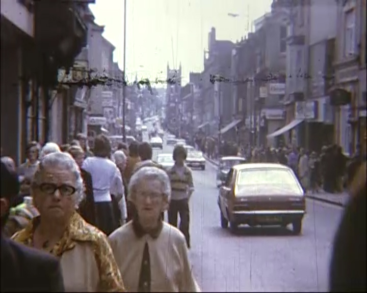 <h2>Newgate St, 1974</h2><p class='caption'>Chris Anderson</p>